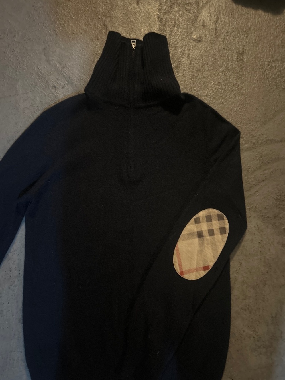 Men’s Vintage Burberry Cashmere 1/4 Zipper Navy Blue Sweater Rare